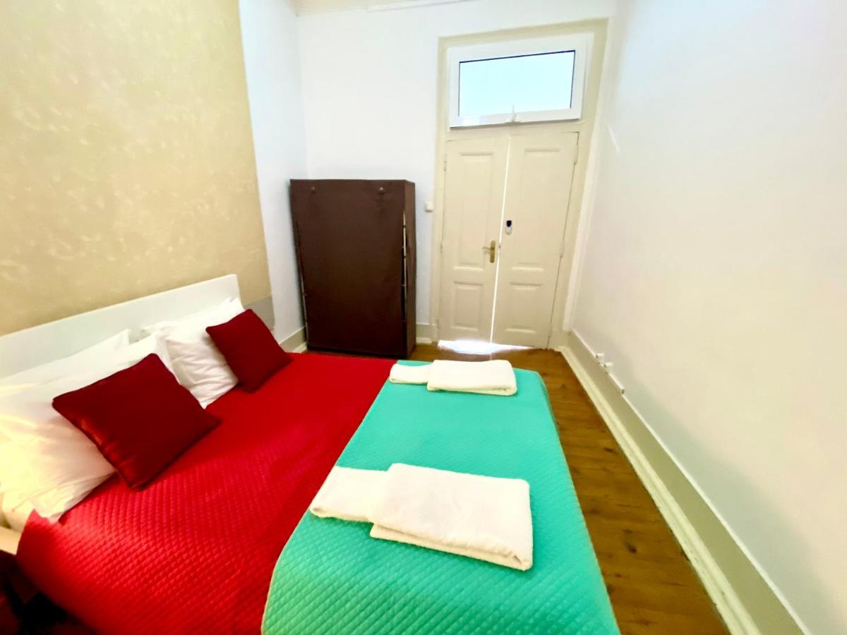 Modern Chiado 6 Hotel Lisbon Exterior photo